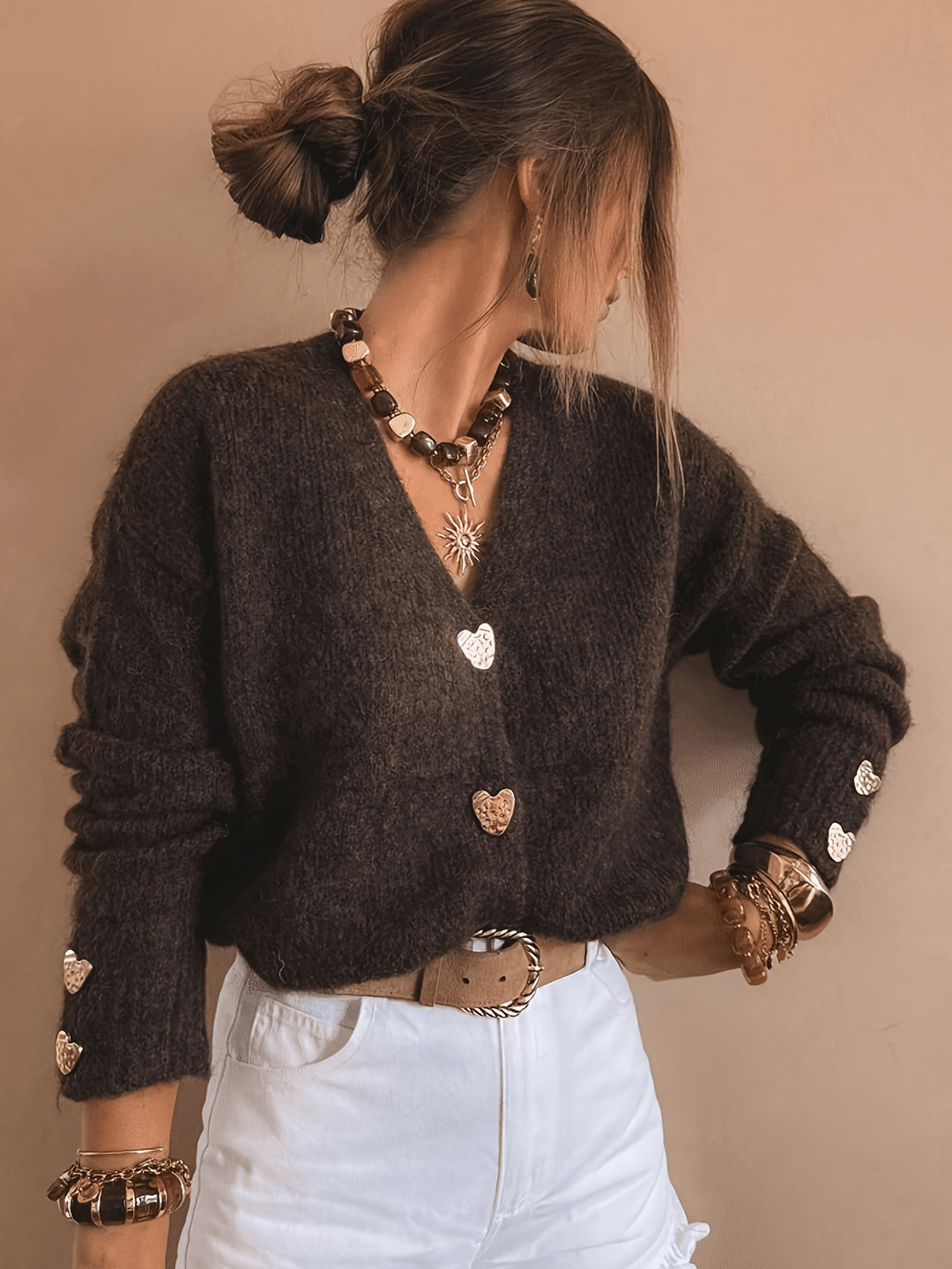 Cordelia | Cardigan con Scollo a V e Bottoni a Cuore
